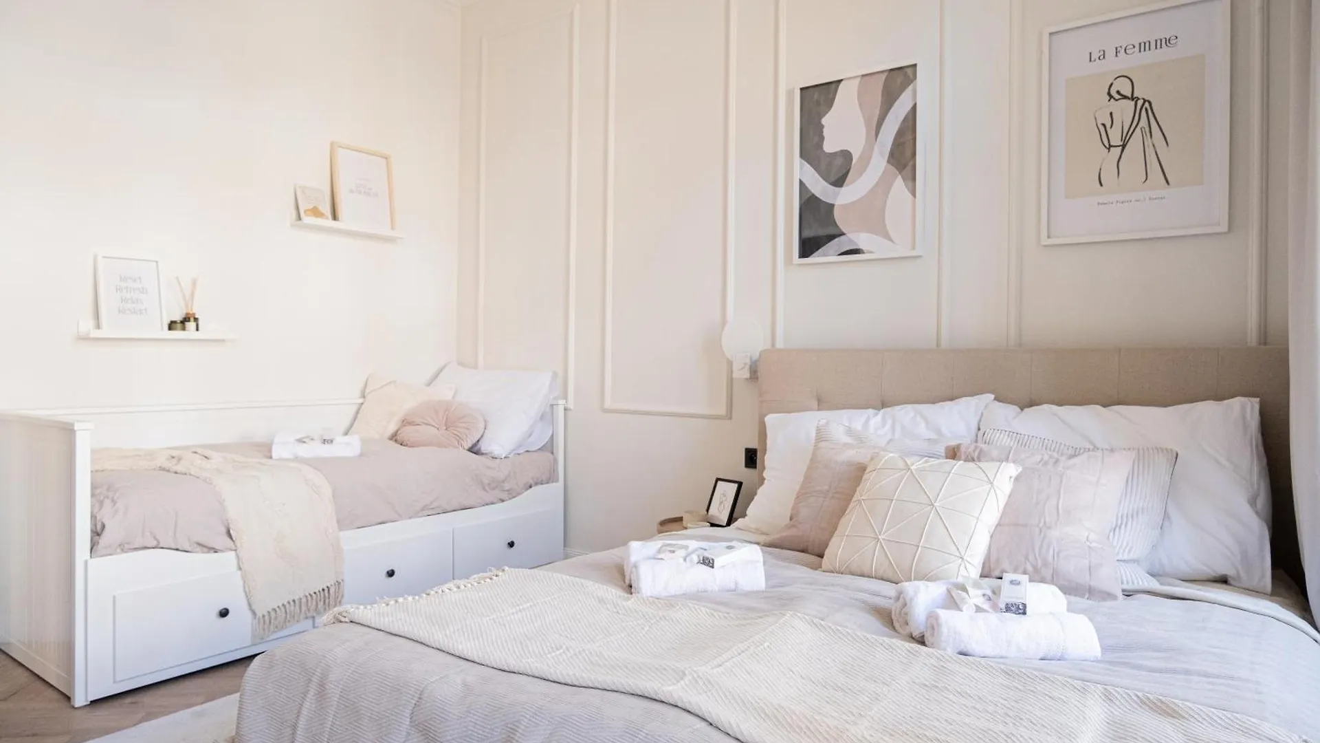 Apartmán 4 Minutes National Theather Apartment, Praha